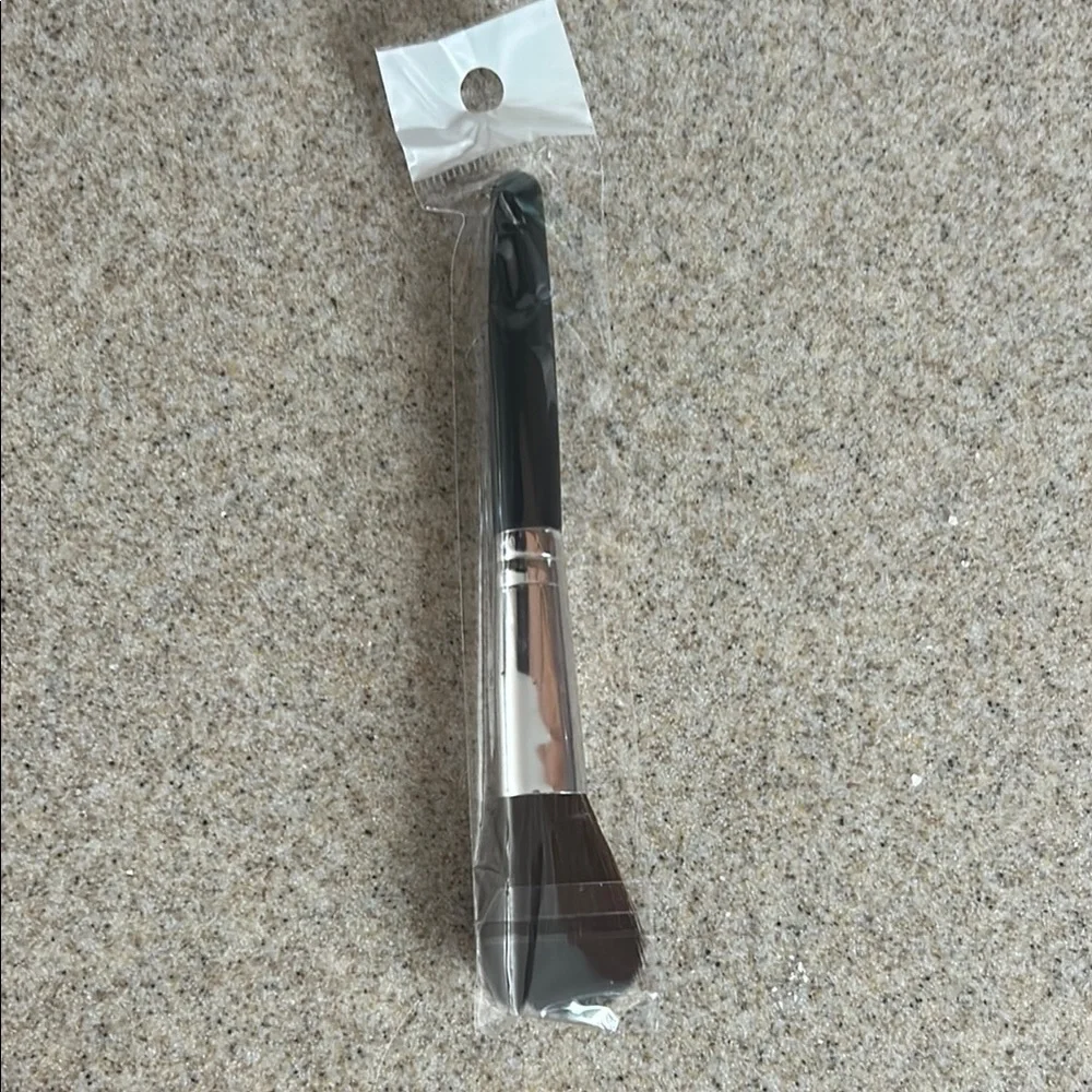 Blush Makeup Brush